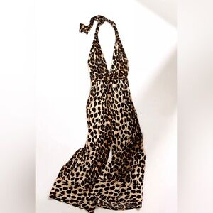 Urban Outfitters Women’s Raven Halter Leopard Animal Print Jumpsuit. Size S 047